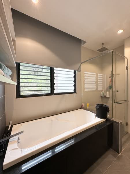 3-storey Terraced House for Sale in Seri Kembangan (Selangor) - CK Yee - PropertyGuru.com.my