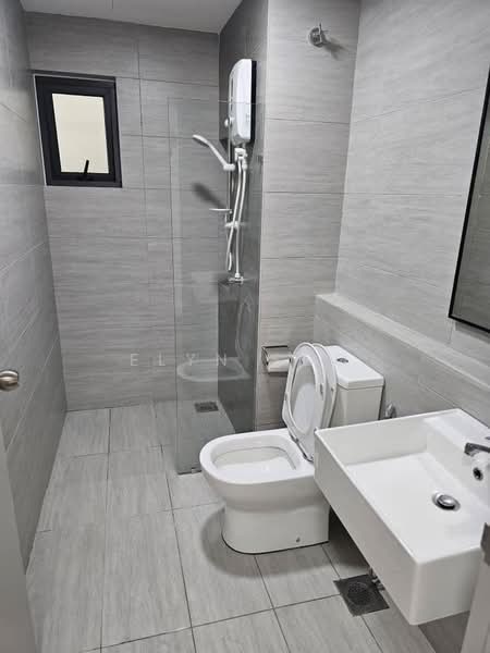 Service Residence for Rent at Maya Bay Residences @ Gamuda Cove - Elyn Soo - Bathroom - PropertyGuru.com.my