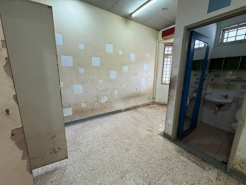 1.5-storey Terraced House for Rent in Taman Molek (Johor Bahru) - YC Fung - Interior - PropertyGuru.com.my