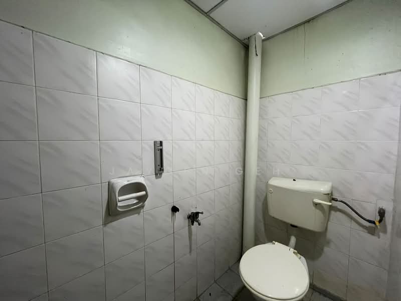 Kedai / Pejabat untuk Disewa di Alor Setar (Kedah) - Jayden Geh - Bathroom - PropertyGuru.com.my