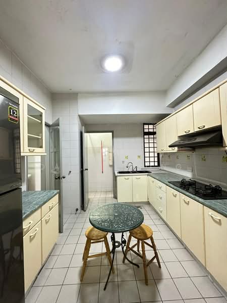 Condominium for Rent at Aloha Tower Condominium - Daniel Yong - Kitchen - PropertyGuru.com.my