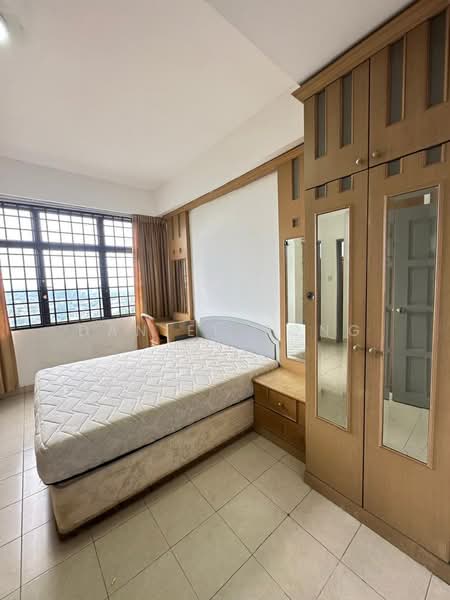 Condominium for Rent at Aloha Tower Condominium - Daniel Yong - Bedroom - PropertyGuru.com.my