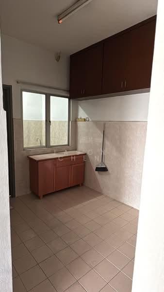 Pangsapuri untuk Disewa di Suria Kipark Damansara - Jason Chen - Kitchen - PropertyGuru.com.my