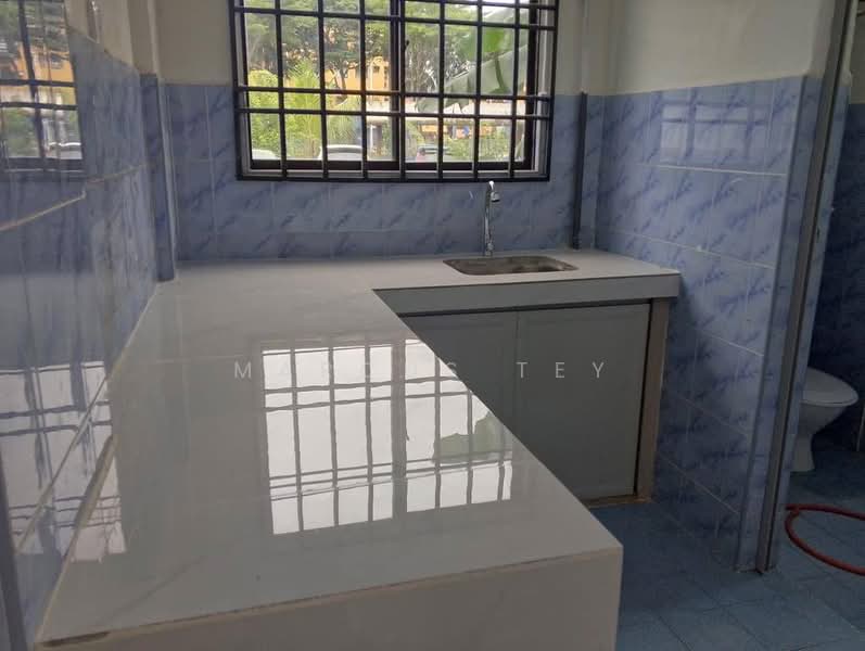 Rumah Flat untuk Dijual di Taman Cendana - Marcus Tey - Kitchen - PropertyGuru.com.my