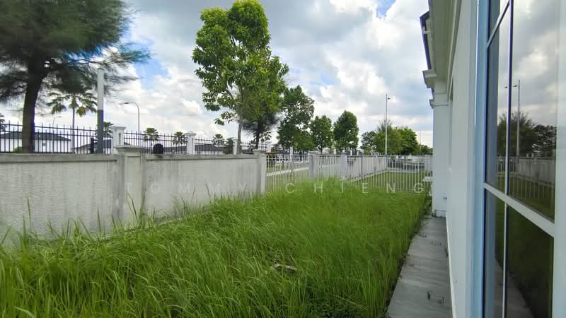 Rumah Kluster untuk Dijual di Eco Majestic (Semenyih) - TOMMY CHIENG - Exterior - PropertyGuru.com.my