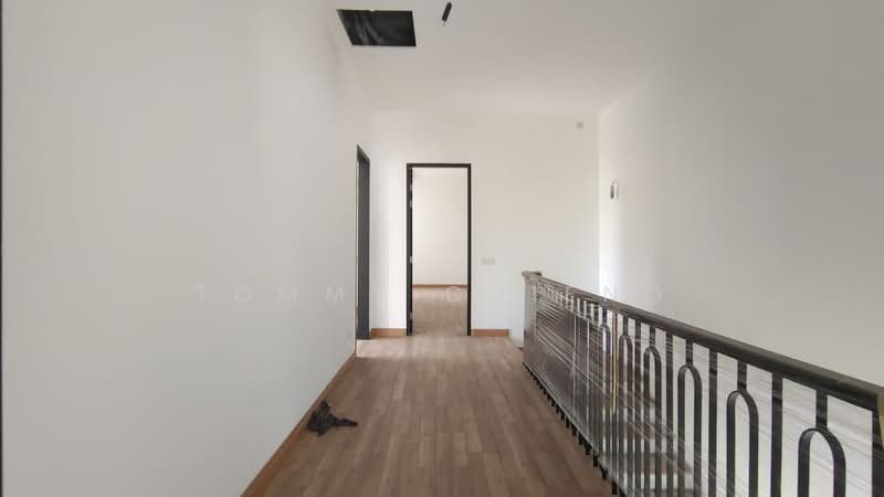 Rumah Kluster untuk Dijual di Eco Majestic (Semenyih) - TOMMY CHIENG - Corridor - PropertyGuru.com.my