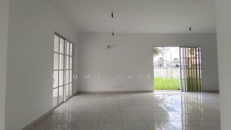 Rumah Kluster untuk Dijual di Eco Majestic (Semenyih) - TOMMY CHIENG - Living Room - PropertyGuru.com.my