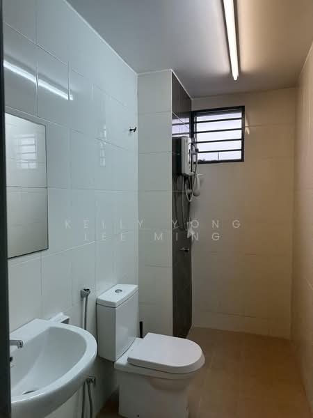 2.5-storey Terraced House for Sale in Taman Sri Rampai (Wangsa Maju) - Kelly Yong Lee Ming - Bathroom - PropertyGuru.com.my
