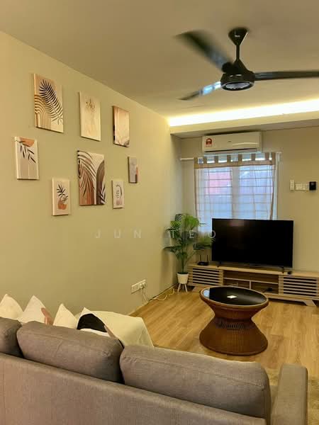 1-storey Terraced House for Sale in Seksyen 14 (Petaling Jaya) - Jun Teo - Living Room - PropertyGuru.com.my