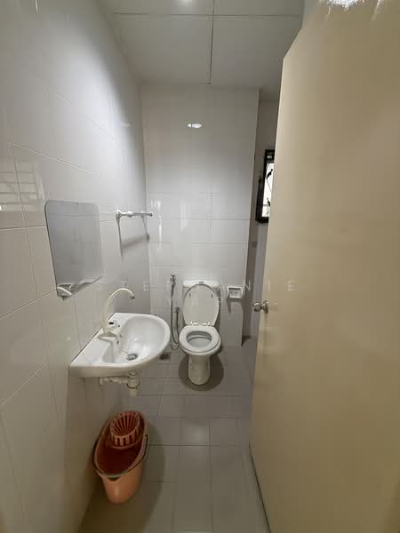 2-storey Terraced House for Rent in Kota Bayuemas (Klang) - Stephanie Yap - Bathroom - PropertyGuru.com.my