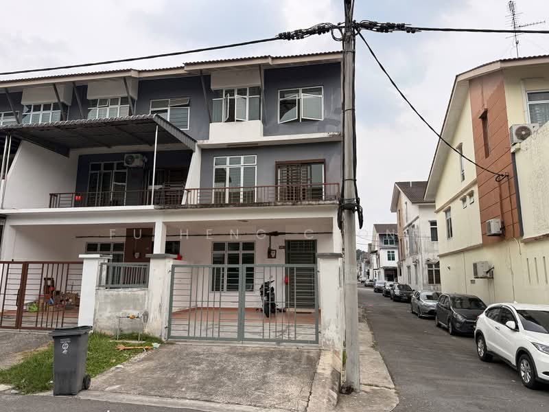 2.5-storey Terraced House for Sale in Taman Scientex Senai (Senai) - Fu Heng Chong - Exterior - PropertyGuru.com.my