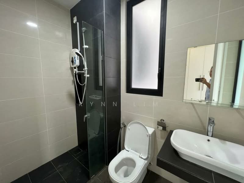 Pangsapuri untuk Dijual di Eco Nest @ Eco Botanic - Rynn Lim - Bathroom - PropertyGuru.com.my