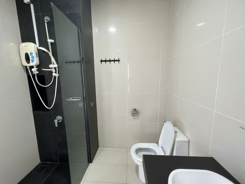 Pangsapuri untuk Dijual di Eco Nest @ Eco Botanic - Rynn Lim - Bathroom - PropertyGuru.com.my
