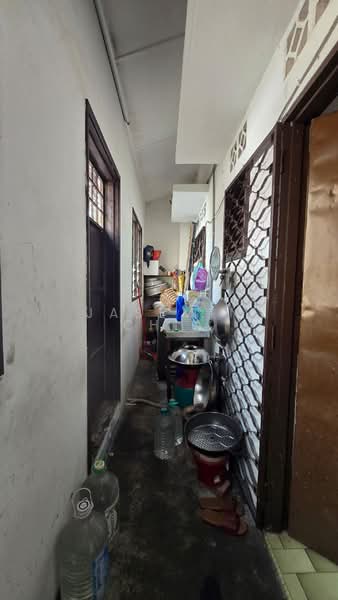 2-storey Terraced House for Sale in Taman Petaling (Kepong) - Jasemin Chia - Kitchen - PropertyGuru.com.my