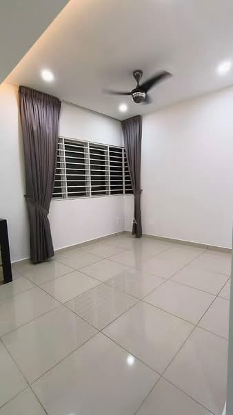 Kondominium untuk Disewa di Aman Heights Condominium - TY Tan - Interior - PropertyGuru.com.my