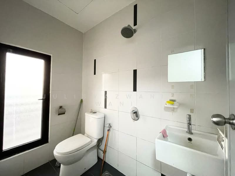Service Residence for Rent at Suria Jaya - Julisyazwani @ Wani - Bathroom - PropertyGuru.com.my