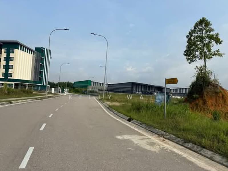 Agricultural Land for Sale in Taman Desa Cemerlang (Ulu Tiram) - Kelly Wai - Exterior - PropertyGuru.com.my