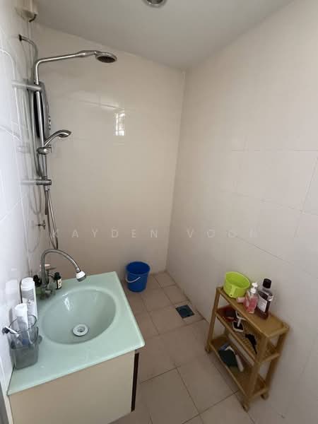 Kedai untuk Dijual di Taman Ungku Tun Aminah (Skudai) - Kayden Voon - Bathroom - PropertyGuru.com.my