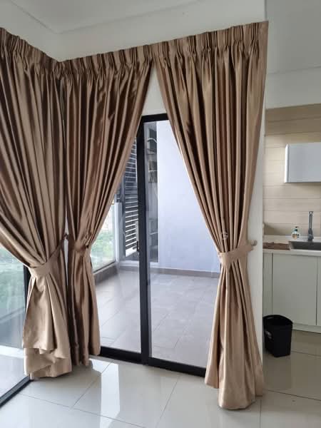 Service Residence for Rent at D'Latour - Jay Yong - Balcony - PropertyGuru.com.my