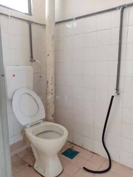 Flat for Sale at Taman Bukit Panchor - Sunny Lok - Bathroom - PropertyGuru.com.my