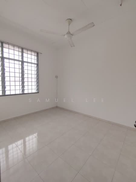Rumah Teres 2 Tingkat untuk Disewa di Taman Molek (Johor Bahru) - Samuel Lee - Bedroom3 - PropertyGuru.com.my