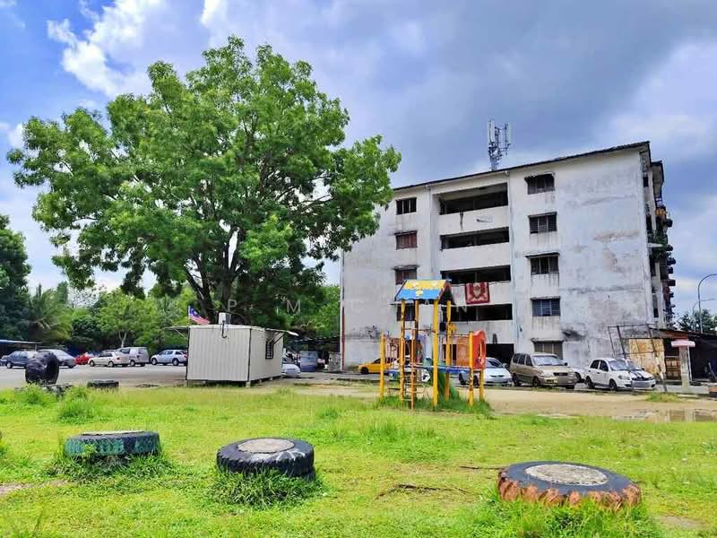 Flat for Sale at Bandar Teknologi Kajang Flat - P M Chan - Exterior - PropertyGuru.com.my