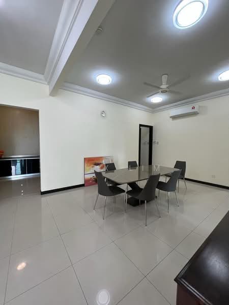 Kondominium untuk Disewa di Fettes Residence - Alex Lim - Dining Room - PropertyGuru.com.my