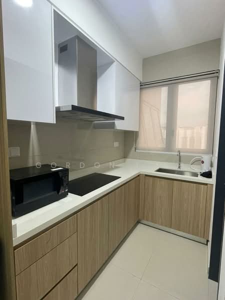 Servis Apartment untuk Disewa di Sunway Velocity TWO - Gordon Tong - Kitchen - PropertyGuru.com.my