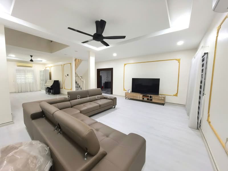 Rumah Banglo untuk Dijual di Ipoh (Perak) - Derrick Chung - Living Room - PropertyGuru.com.my