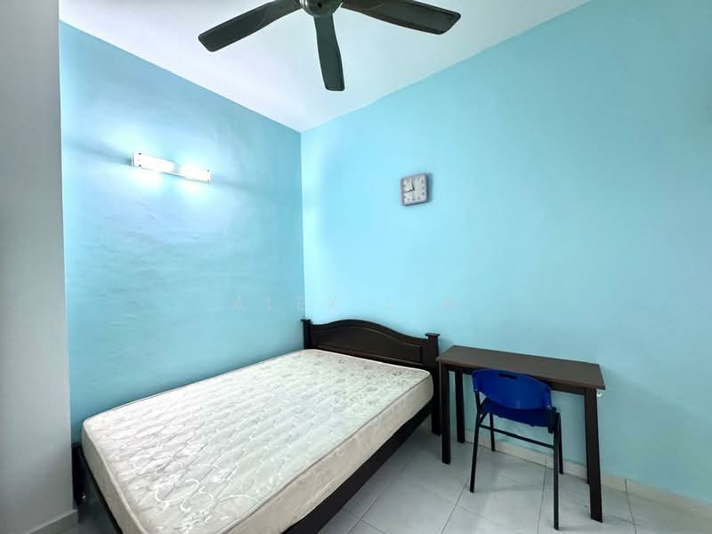 Kondominium untuk Disewa di Bayswater Resort Condominium - Alex Lim - Bedroom - PropertyGuru.com.my