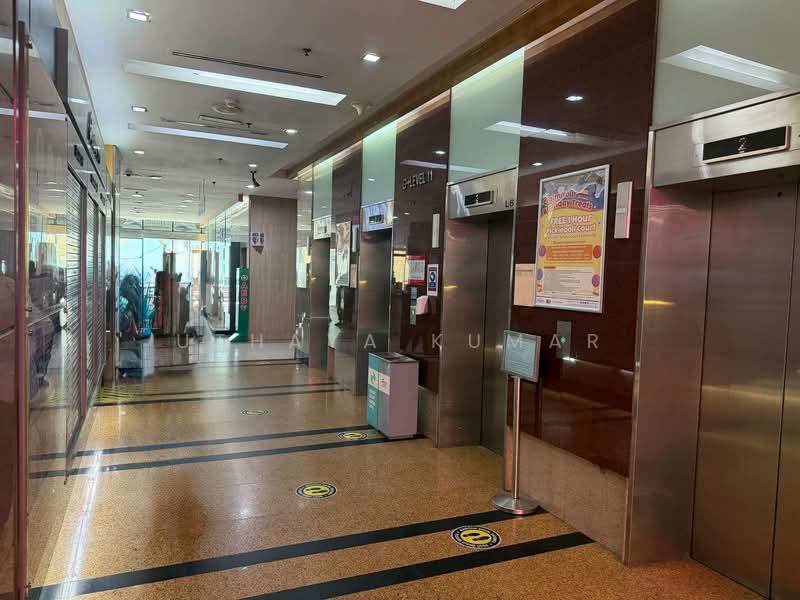Office for Sale in Klang (Selangor) - Uthaya Kumar - Lobby - PropertyGuru.com.my