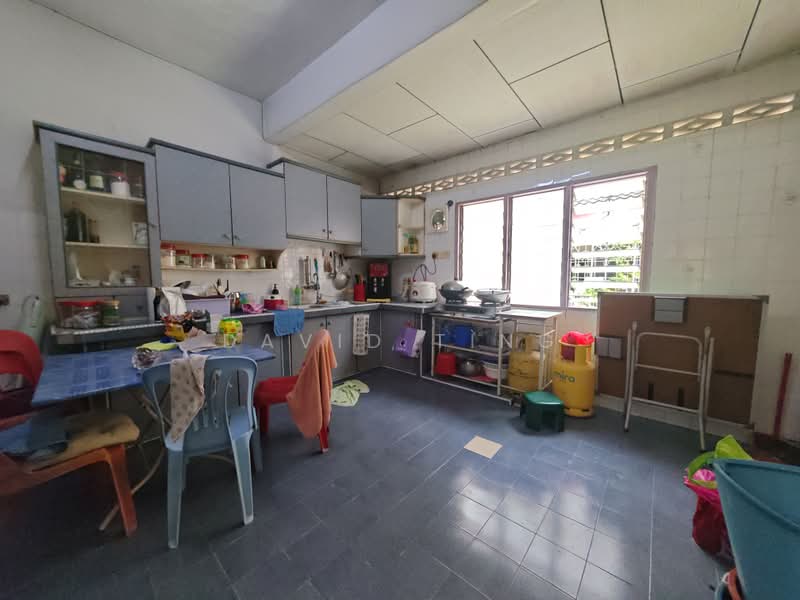 Rumah Teres 2 Tingkat untuk Dijual di Taman Universiti Indah (Seri Kembangan) - David Ting - Kitchen - PropertyGuru.com.my