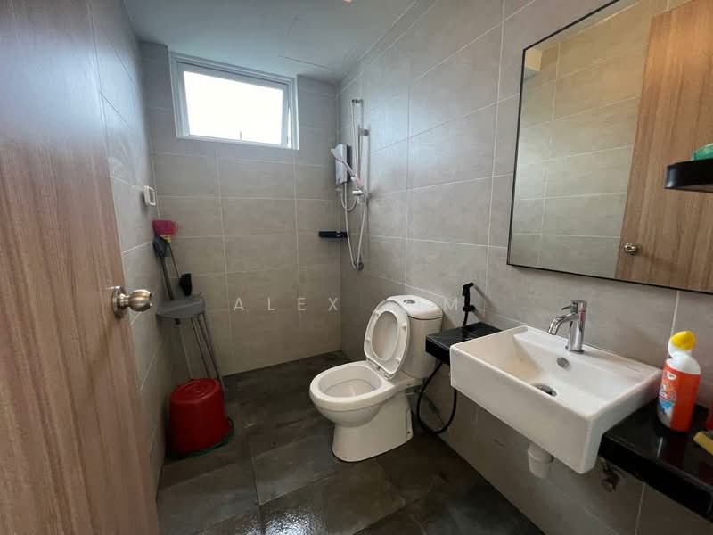 Kondominium untuk Disewa di QuayWest Residence - Alex Lim - Bathroom - PropertyGuru.com.my