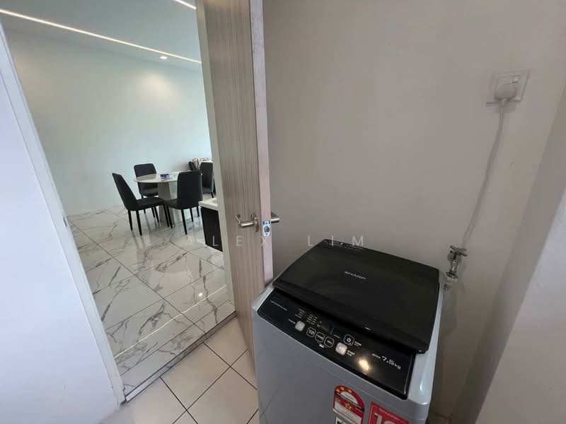 Kondominium untuk Disewa di QuayWest Residence - Alex Lim - Dining Room - PropertyGuru.com.my