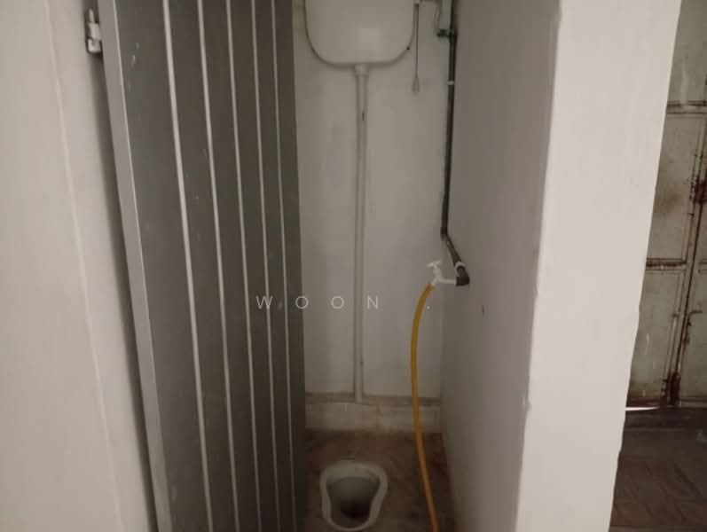 Kedai untuk Disewa di Melaka City (Melaka) - Woon . - Bathroom - PropertyGuru.com.my