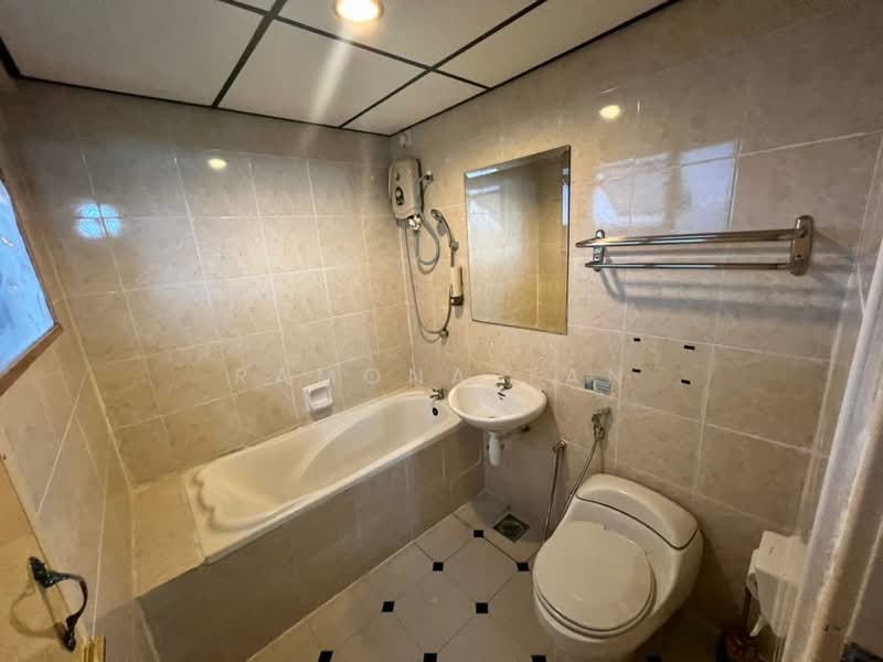 Condominium for Sale at A'famosa D'Savoy - Ramona Tan - Bathroom - PropertyGuru.com.my