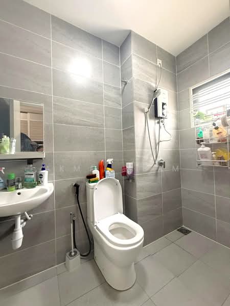 Rumah Teres 2 Tingkat untuk Dijual di Cyberjaya (Selangor) - Akmal Adam - Bathroom - PropertyGuru.com.my