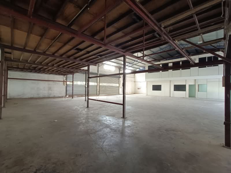 Warehouse for Rent in Rawang (Selangor) - Darren Tan - Interior - PropertyGuru.com.my