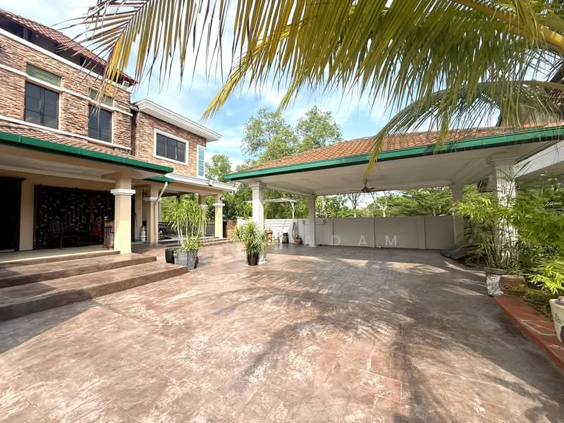 Rumah Teres 2 Tingkat untuk Dijual di Bandar Nusaputra (Puchong) - Akmal Adam - Exterior - PropertyGuru.com.my