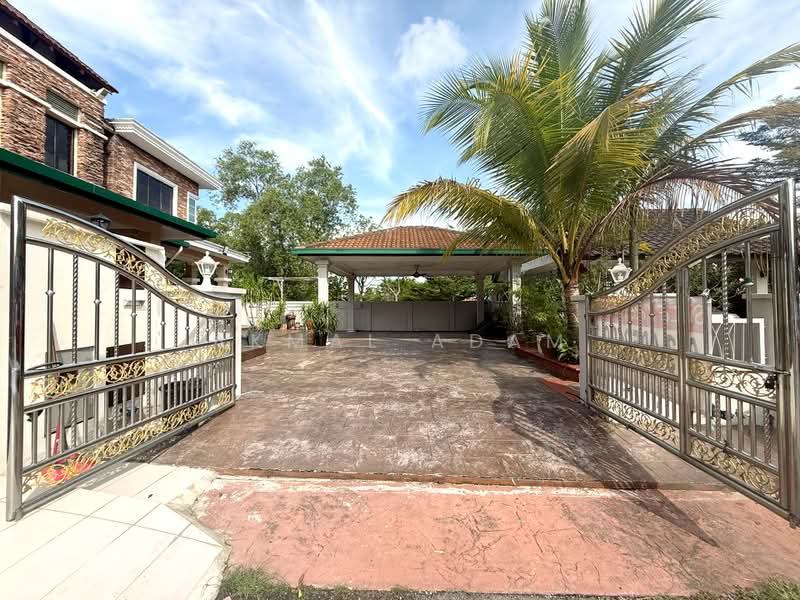 Rumah Teres 2 Tingkat untuk Dijual di Bandar Nusaputra (Puchong) - Akmal Adam - Exterior - PropertyGuru.com.my