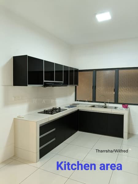 Kondominium untuk Disewa di Oasis 2 Residence - Tharrsha. T - Kitchen - PropertyGuru.com.my