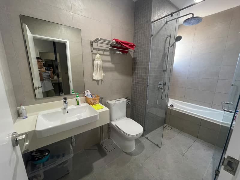 Condominium for Sale at Pantai Hillpark 2 - Francis Lim - Bathroom - PropertyGuru.com.my