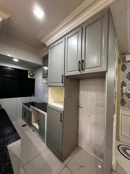 Service Residence for Rent at KL Traders Square - Fiona Lee - Kitchen - PropertyGuru.com.my