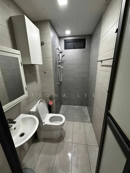 Service Residence for Rent at KL Traders Square - Fiona Lee - Bathroom - PropertyGuru.com.my