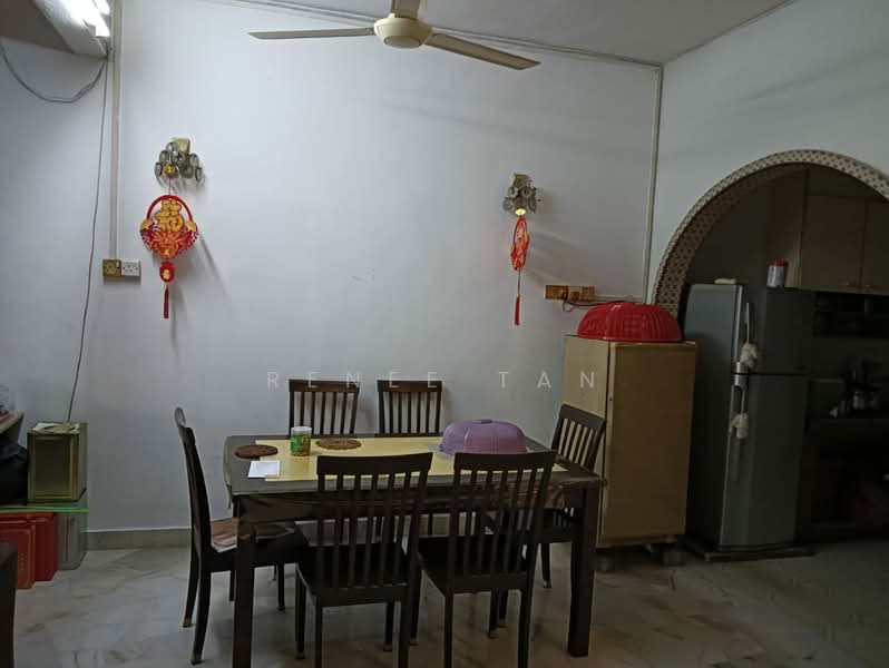 Rumah Teres untuk Dijual di Taman Golden (Kuala Lumpur) - Renee Tan - Dining Room - PropertyGuru.com.my