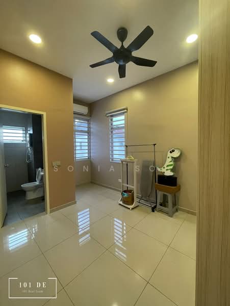 Rumah Teres 2 Tingkat untuk Dijual di Bandar Rimbayu (Telok Panglima Garang) - Sonia Soh - Bathroom - PropertyGuru.com.my