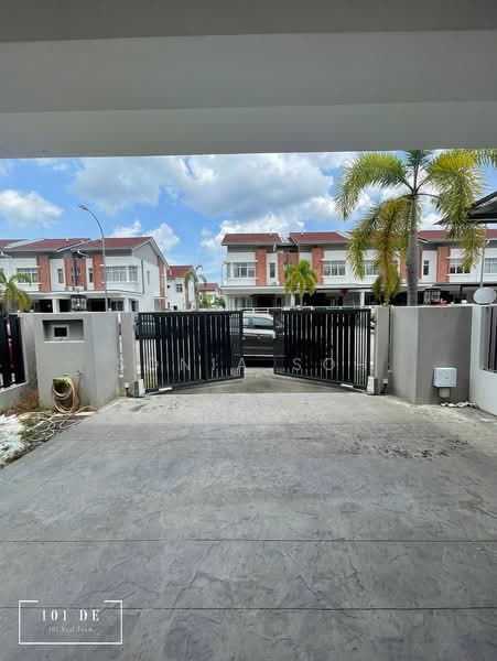 Rumah Teres 2 Tingkat untuk Dijual di Bandar Rimbayu (Telok Panglima Garang) - Sonia Soh - PropertyGuru.com.my