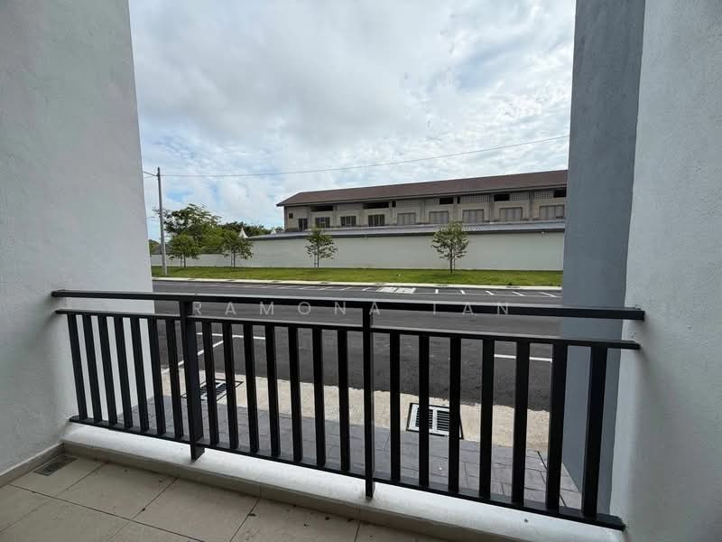 Service Residence for Sale at PANGSAPURI GADONG HARMONI @ AMBIENCE RESIDENCE - Ramona Tan - PropertyGuru.com.my