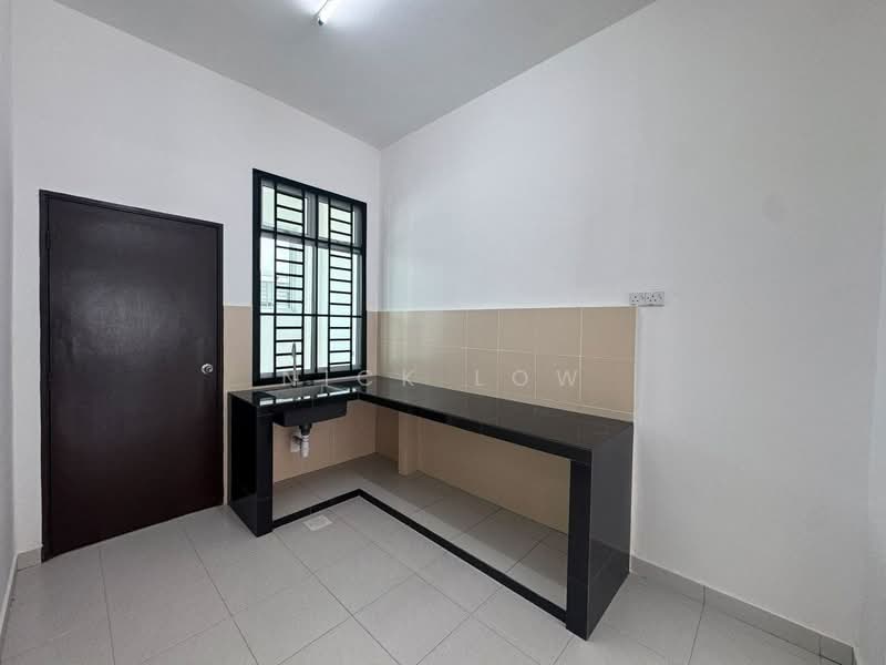 Rumah Teres 2 Tingkat untuk Disewa di Taman Pulai Mutiara (Iskandar Puteri (Nusajaya)) - Nick Low - Kitchen - PropertyGuru.com.my