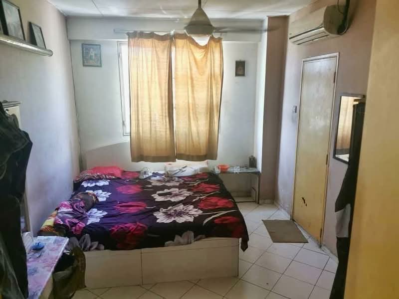 Apartment for Sale at Taman Rawang Mutiara - SK Luk - Bedroom - PropertyGuru.com.my